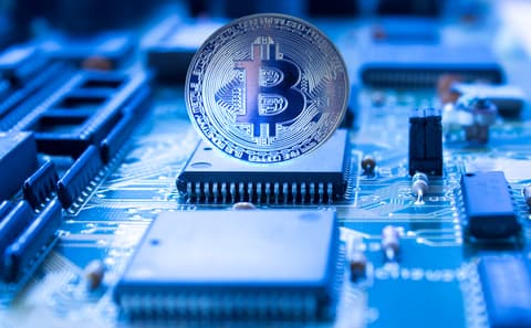 Effective Strategies for Managing a Diversified Crypto Trading Portfolio